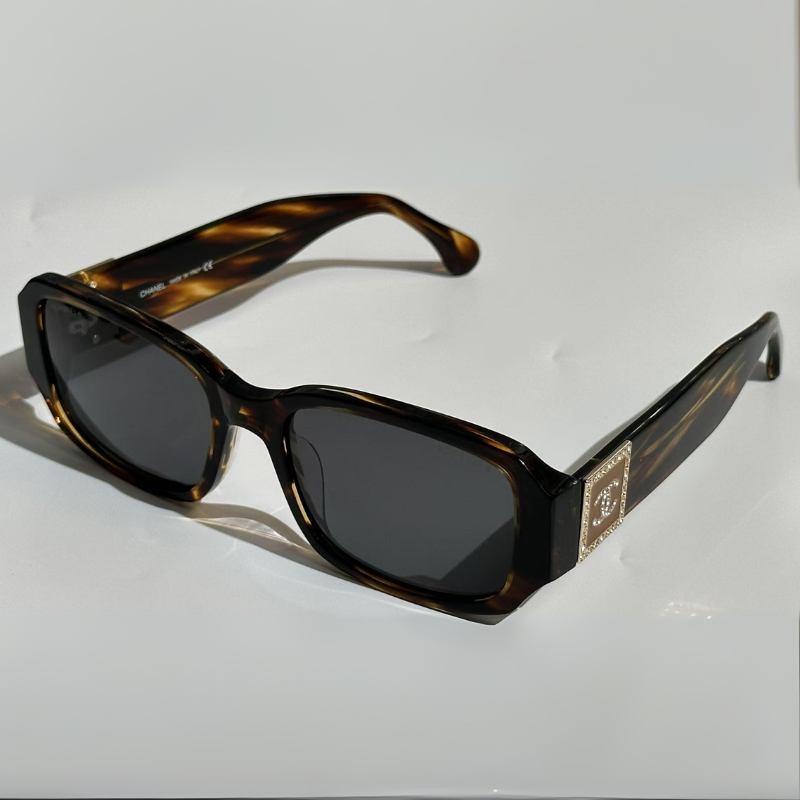 Chanel - Écaille de tortue