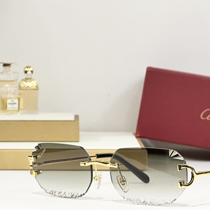 Cartier Diamant Taillé Bas Noir & Gold